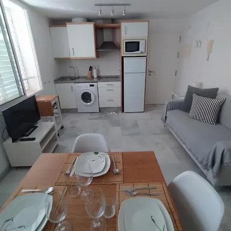 Atico-duplex Palmeras * コニル・デ・ラ・フロンテラ